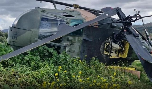 İzmir'de Askeri helikopter zorunlu iniş yaptı