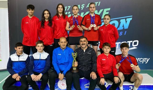 Erzincanlı sporcular 4 farklı branşta Türkiye şampiyonluğu kazandı