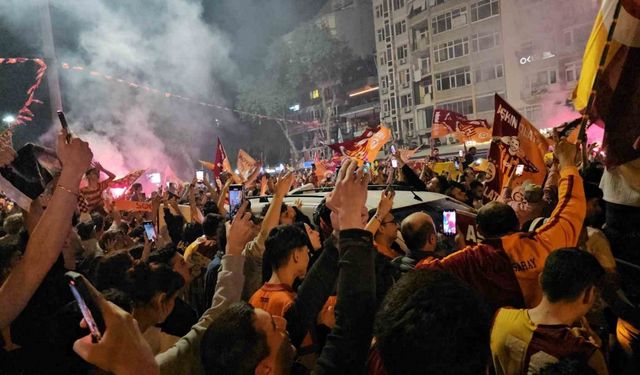 Bandırma’da Galatasaray’ın kutlamaları başladı