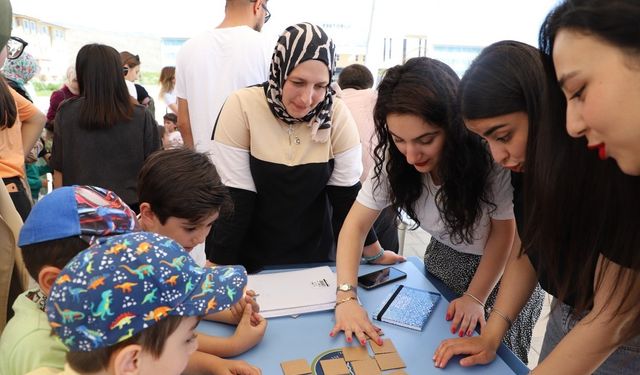 Minikler için Bilim ve Sanat Şenliği düzenlendi