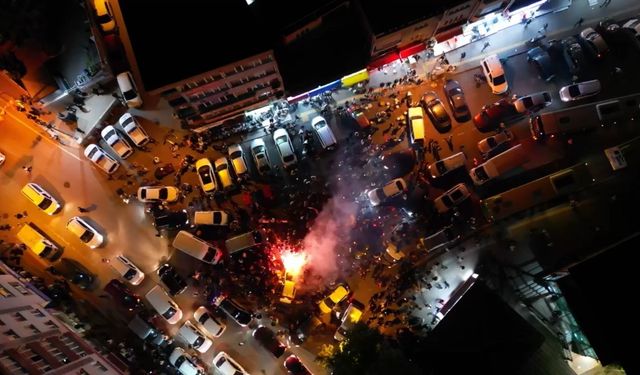 Bursa’da Galatasaray taraftarlarının coşkusu havadan görüntülendi