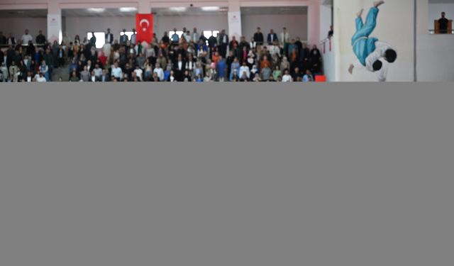 Cumhurbaşkanı Yardımcısı Yılmaz, "Bingöl Üniversitesi Akademik Yılı Mezuniyet Töreni"ne katıldı: