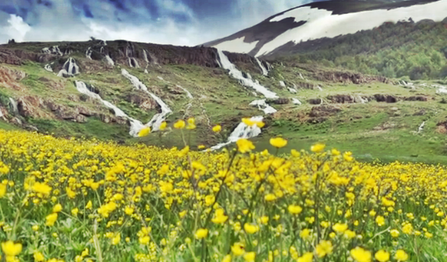 Erzincan'ın Gizli Cenneti: Konarlı Şelalesi doğal güzelliğiyle ziyaretçilerini bekliyor