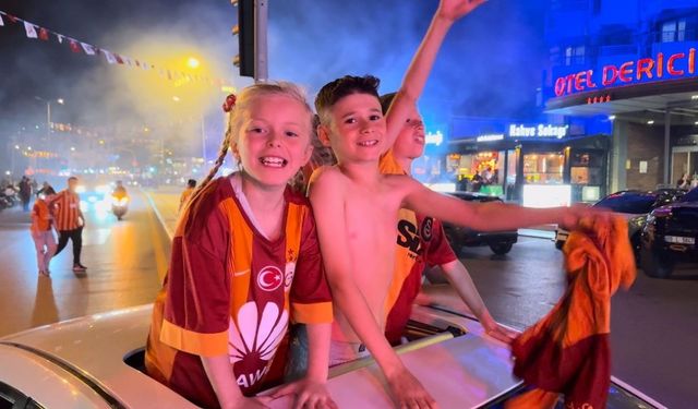 Kuşadası’nda Galatasaray coşkusu