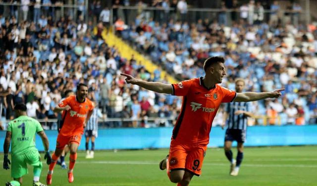 Trendyol Süper Lig: Adana Demirspor: 1 - RAMS Başakşehir: 4 (İlk yarı)