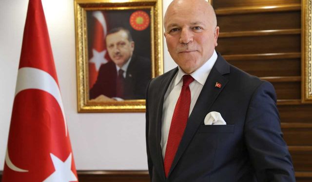 Büyükşehir Belediye Başkanı Mehmet Sekmen, Kurban Bayramı mesajı yayımladı