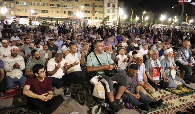 Elazığ'da Filistin'e destek yürüyüşü yapıldı