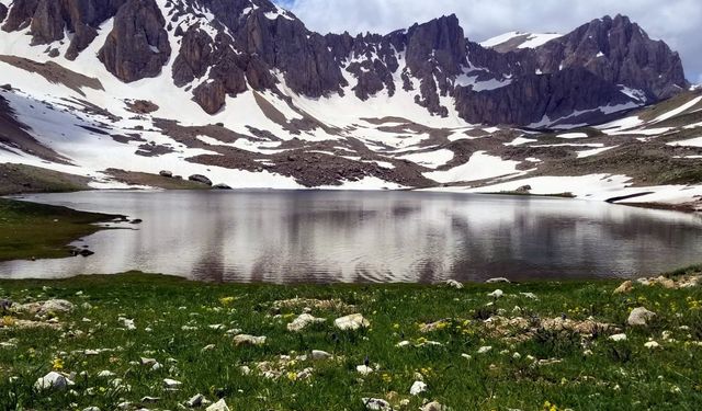 Munzur Dağı'nda Yaz ve Kış Bir Arada!