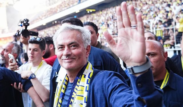 Fenerbahçe, Jose Mourinho'nun ücretini KAP'a bildirdi