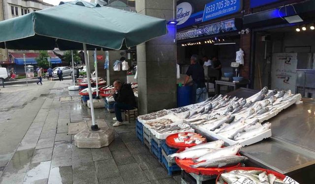 Kurban eti ve sıcaklıklar, balığa talebi azalttı