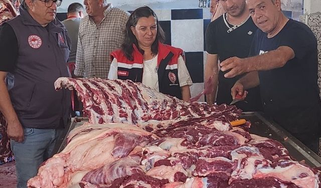 Kurban Kesim ve Kurbanlık Hayvan Satış Yerleri Denetleniyor