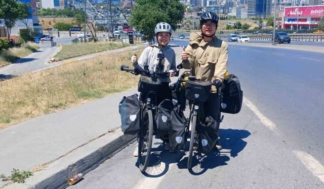 Portekiz’den Çin’e Bisiklet Yolculuğu: Türkiye’ye gelen Çinli çift 108 günde 6 bin kilometre pedal çevirdi