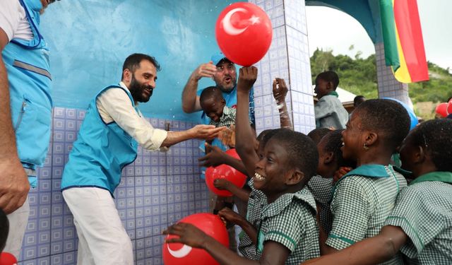 Türkiye Diyanet Vakfı’nın 2024 yılı vekaletle kurban programına ünlülerden destek