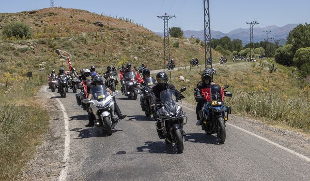 Tunceli MotoFest'e katılan 1000 motosikletçi Ovacık'ın güzelliklerini turladı