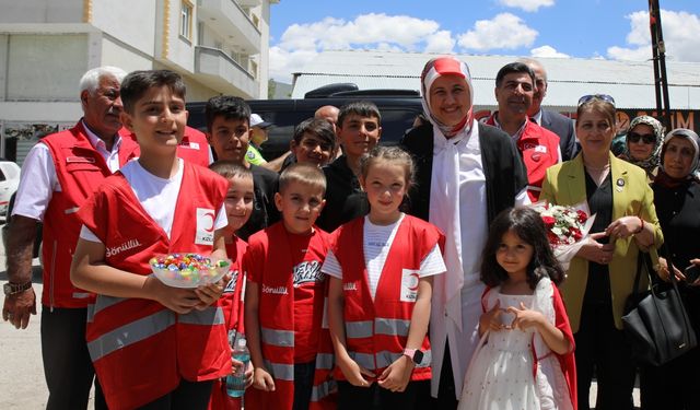 Van'ın Muradiye ilçesinde Türk Kızılay Şubesi açıldı