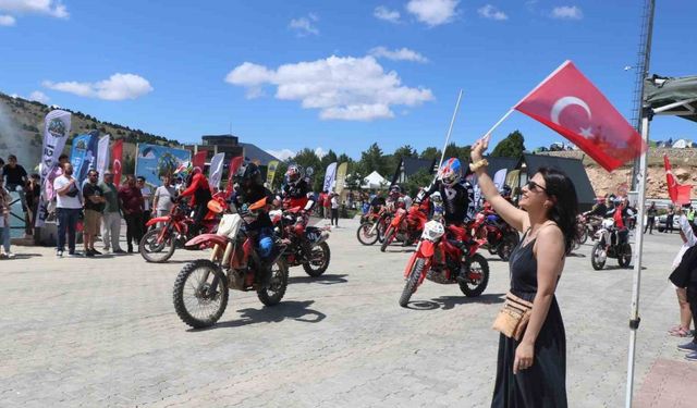 Erzincan Ergan Dağında renkli festival