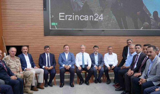 Erzincan’da bin kişiye aşure ikramı