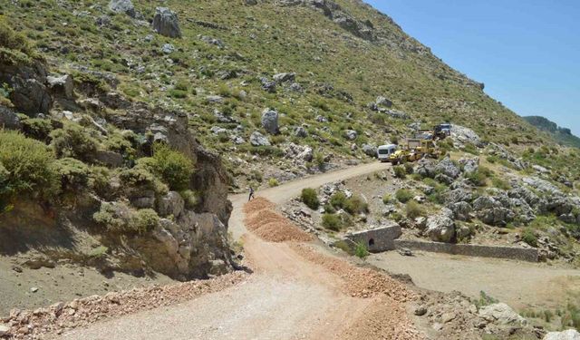 Gündoğmuş Senir Yayla yolu yenileniyor