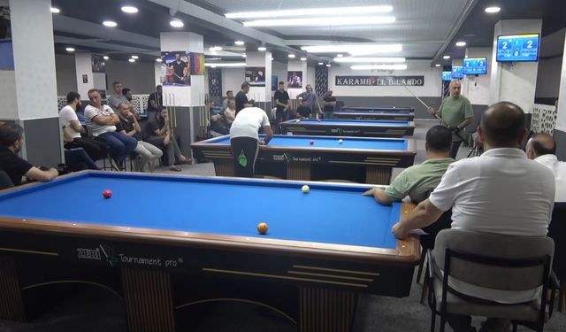 Muş’ta düzenlenen bilardo turnuvasında şampiyonlar belli oldu