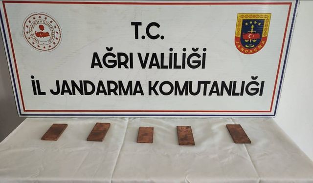 Ağrı'da 5 kilogram külçe altın ele geçirildi