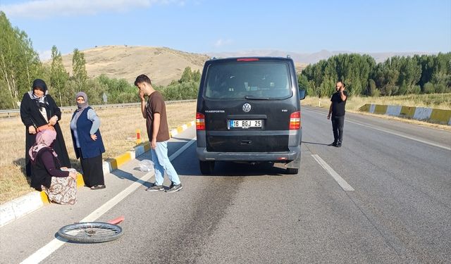 Erzincan'da minibüsün çarptığı 76 yaşındaki bisiklet sürücüsü öldü