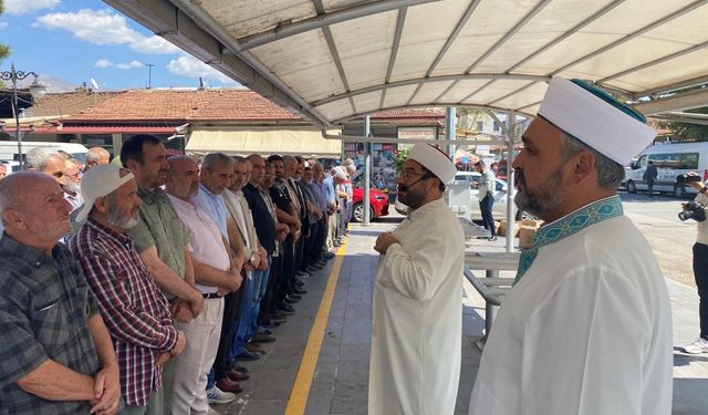 Ayşenur Ezgi Eygi için Erzincan'da gıyabi cenaze namazı kılındı