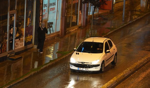 Erzurum'da sağanak etkili oldu