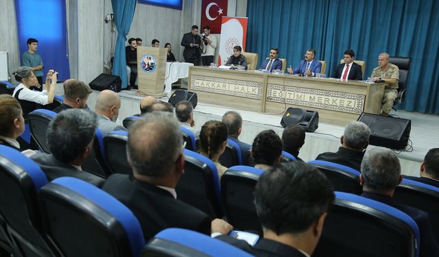 Hakkari'de "Okul Sağlığı ve Güvenliği" toplantısı yapıldı