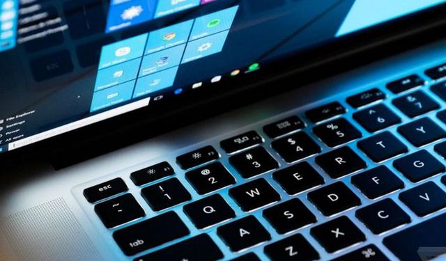 Windows kullanıcıları “F” klavyeye sahip laptop bulamıyorlar!