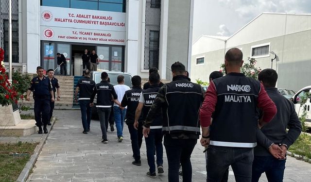 Malatya'da uyuşturucu operasyonunda 17 zanlı tutuklandı