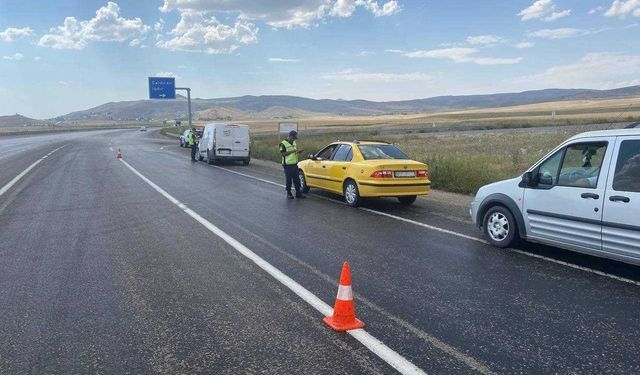 Van'da denetimlerde 89 araç trafikten men edildi