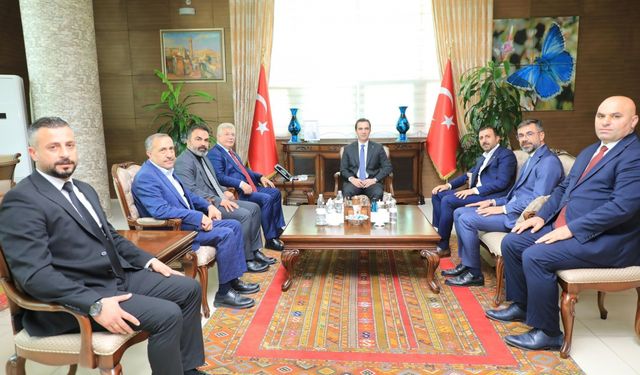 AK Parti Grup Başkanvekili Akbaşoğlu, Bitlis'te ziyaretlerde bulundu