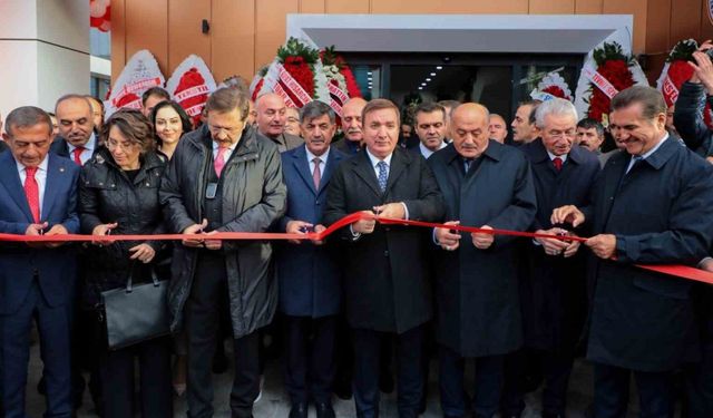 Erzincan Ticaret ve Sanayi Odasının yeni hizmet binasının açılışı gerçekleşti