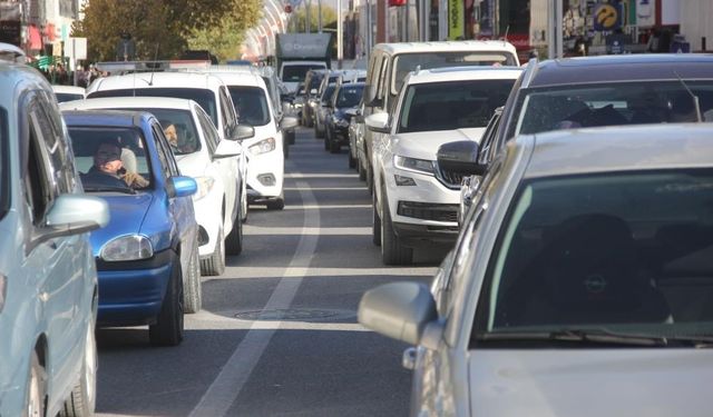 Erzican'da ki araç sayısı nüfusa yaklaştı