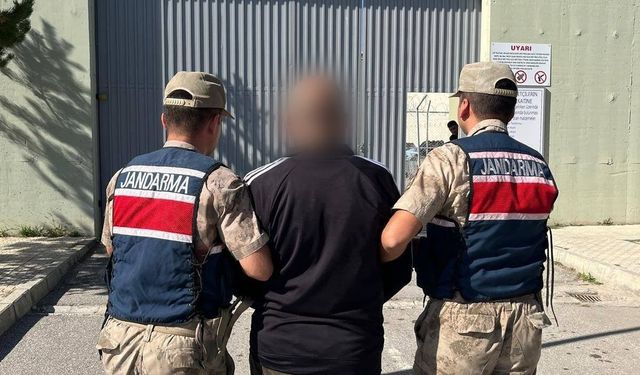 Erzincan'da hakkında kesinleşmiş hapis cezası bulunan firari hükümlü yakalandı