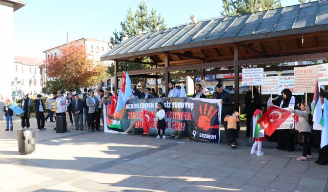 Erzurum'da sağlık çalışanları Gazze için 47'nci kez yürüdü