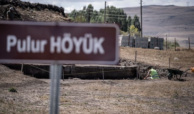 Erzurum'un kazılarda çıkan 7 bin yıllık geçmişi öğrencilere tez konusu oluyor