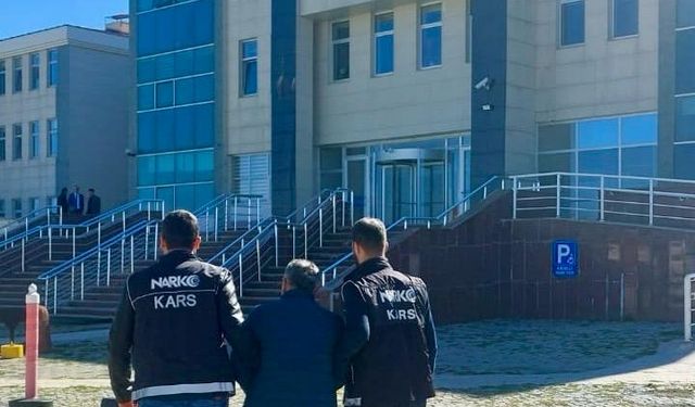 Kars'ta 17 yıl hapis cezası bulunan firari hükümlü yakalandı