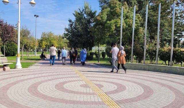 Malatya Büyükşehir Belediye Başkanı Sami Er: "(Kale merkezli deprem) Şu ana kadar bizlere ulaşan herhangi bir sıkıntı bulunmamaktadır. Saha taramalarımız devam ediyor."