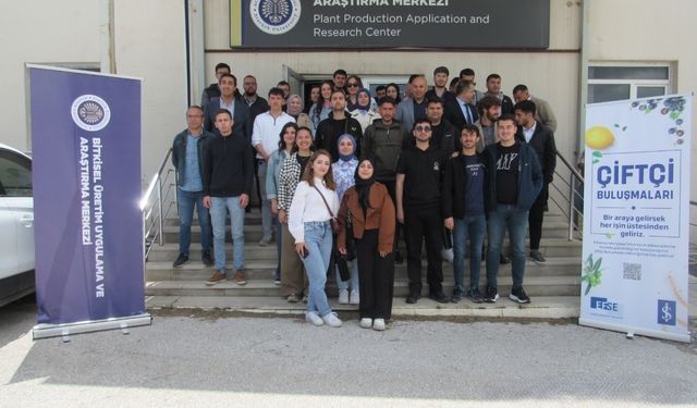 Atatürk Üniversitesi tarımda sürdürülebilirlik için çiftçileri eğitiyor ve yeni nesil üretim tekniklerini uyguluyor