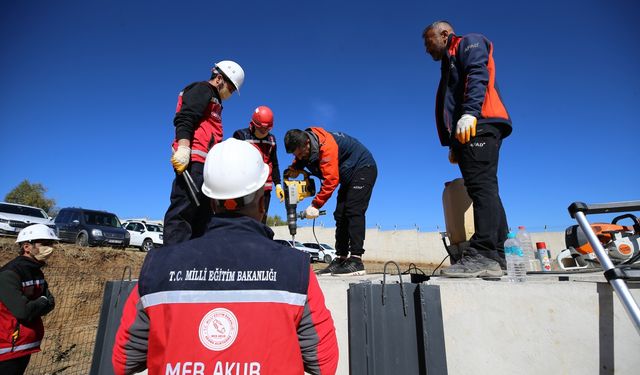 Bingöl'de öğretmenler olası afetlerde AFAD'ın gücüne güç katacak