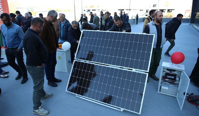 Bingöl'deki küçükbaş besicilerine güneş enerjisi desteği: Üreticilerin hayatı kolaylaşacak