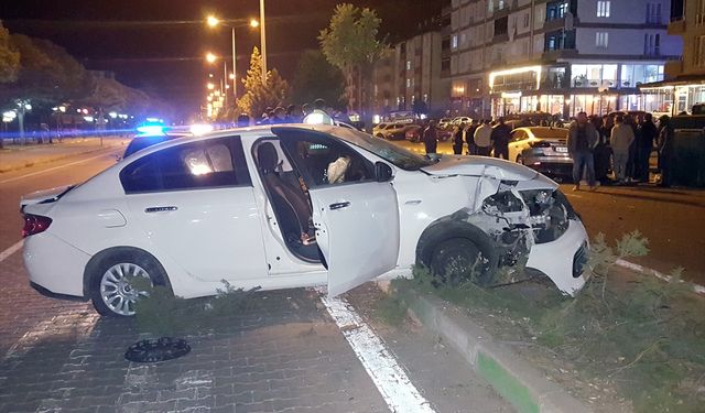 Bingöl’ün Solhan İlçesinde Trafik Kazası: 2 Kişi Yaralandı