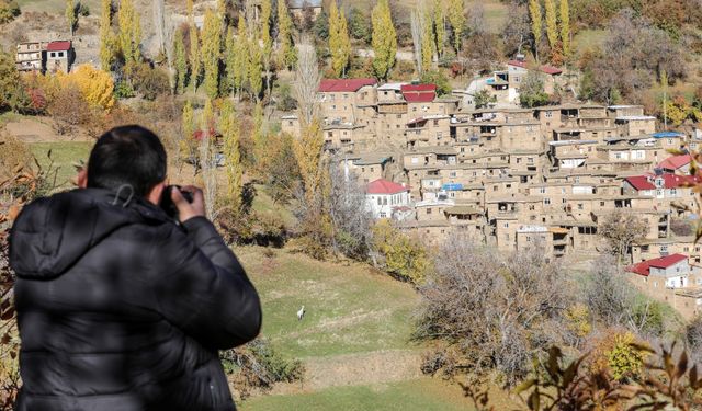 Bitlis’in Hizan İlçesi Sonbaharda Fotoğraf Tutkunlarının Gözdesi Oldu