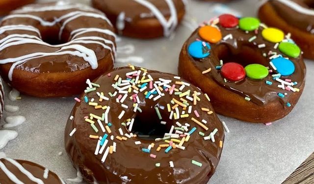 Evde çikolatalı Donut tarifi