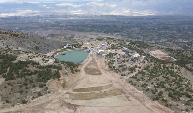 Ergan Dağı, yeni yatırımlarla Türkiye'nin önde gelen kayak merkezlerinden biri olmaya hazırlanıyor