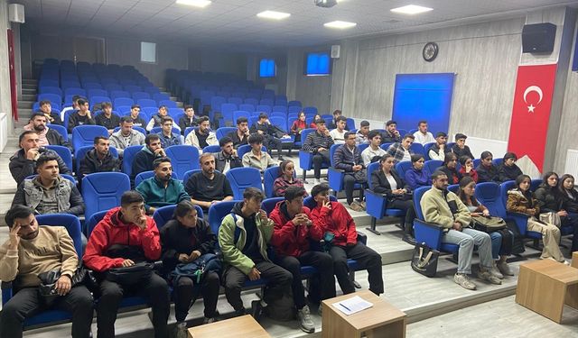 Hakkari'de aday hakem kursu düzenlendi