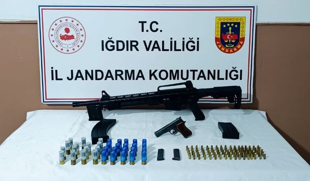 Iğdır'daki silah ve akaryakıt operasyonlarında 3 şüpheli yakalandı