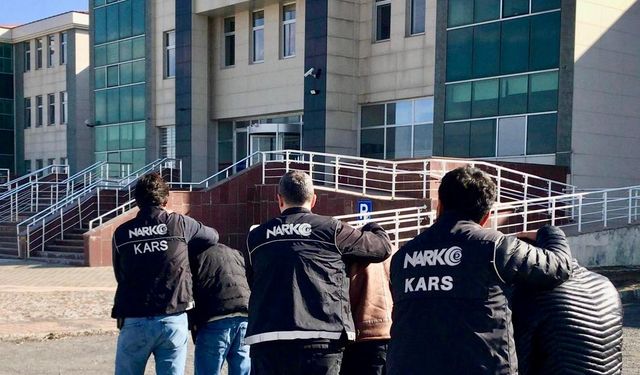 Kars'ta uyuşturucu operasyonu: 2 zanlı tutuklandı