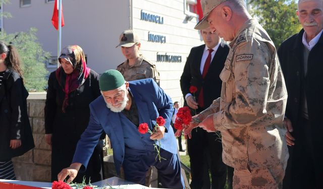 Siirt'te 17 asker için anma programı düzenlendi: Şehitler unutulmadı